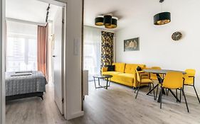 Mennica Residence - City Center - Golden Apartments