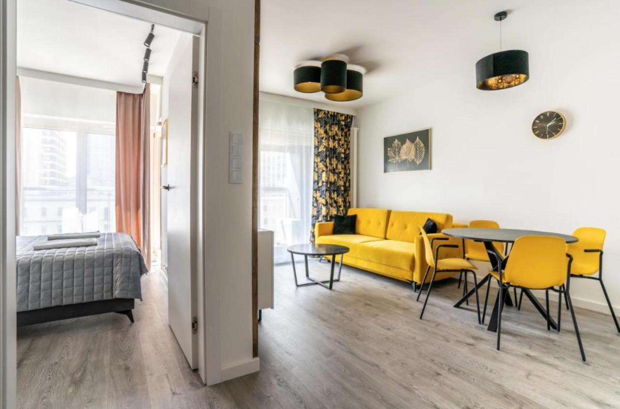 Mennica Residence - City Center - Golden Apartments Варшава Екстер'єр фото