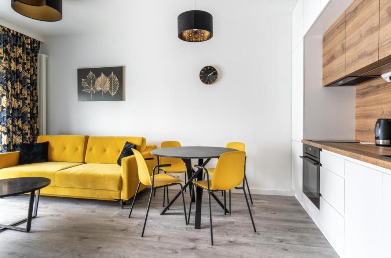 Mennica Residence - City Center - Golden Apartments Варшава Екстер'єр фото